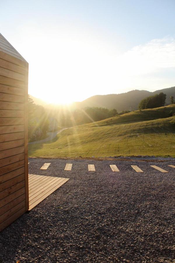 Hotel Hiska-Glamping à Ajdovščina Extérieur photo