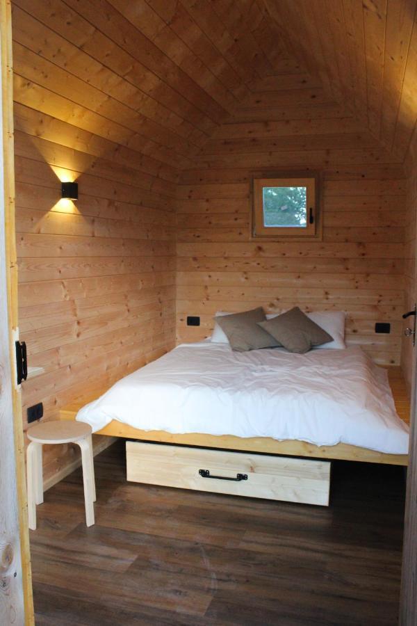 Hotel Hiska-Glamping à Ajdovščina Extérieur photo