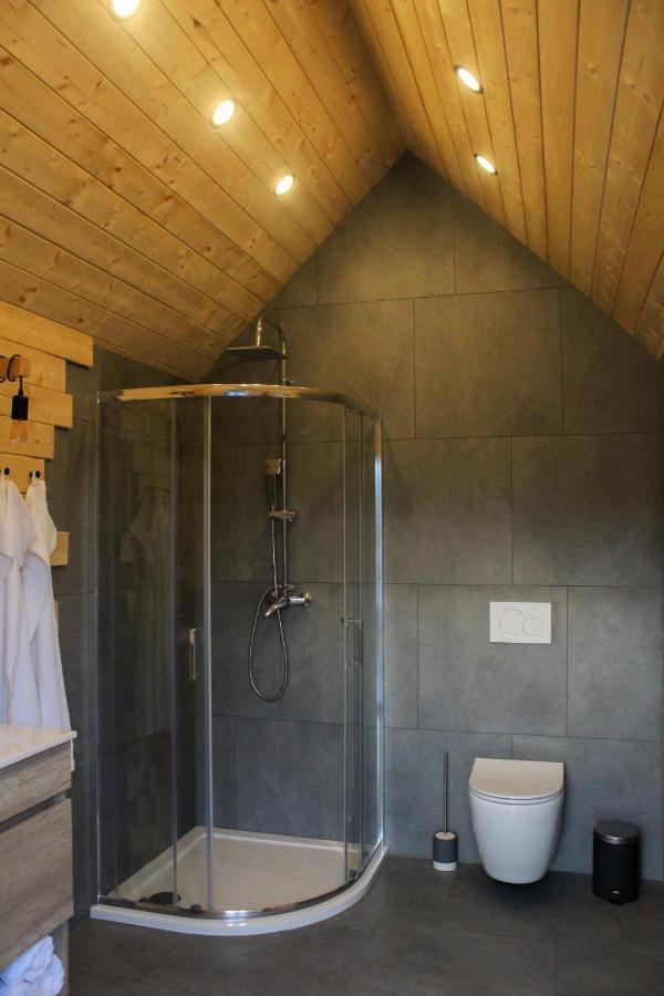 Hotel Hiska-Glamping à Ajdovščina Extérieur photo