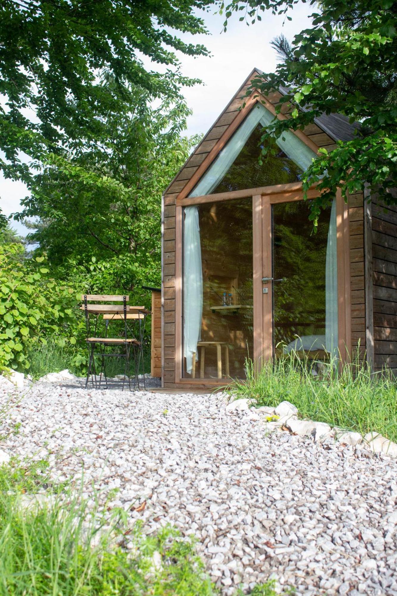 Hotel Hiska-Glamping à Ajdovščina Extérieur photo